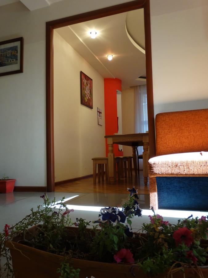 Destiny 1 Hostel Yerevan Exterior photo