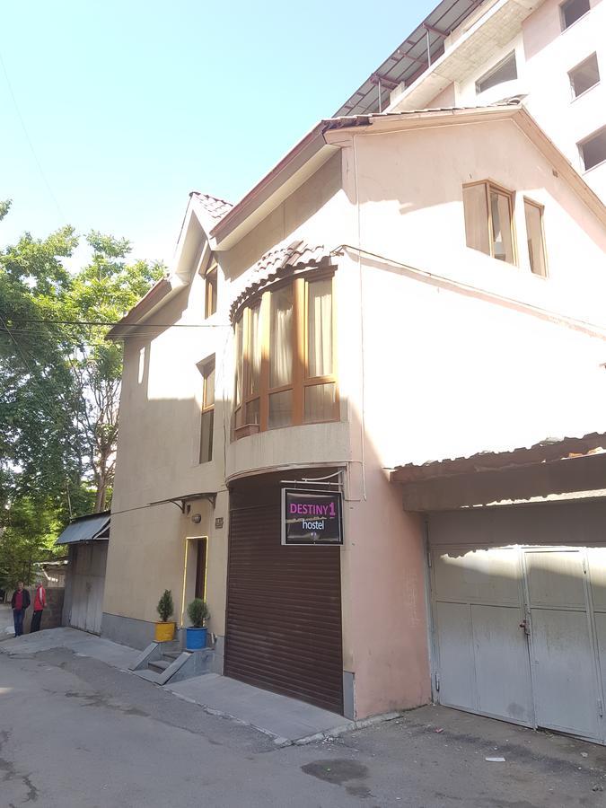 Destiny 1 Hostel Yerevan Exterior photo